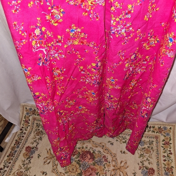 Floral Pink Sleeveless Jumpsuit - Picture 6 of 7